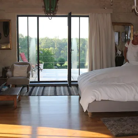 La Passiflore Bed and breakfast Bossiere