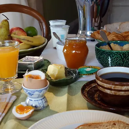 La Passiflore Alojamento de Acomodação e Pequeno-almoço Bossiere