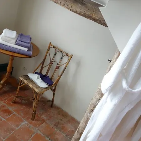 La Passiflore Bed and breakfast